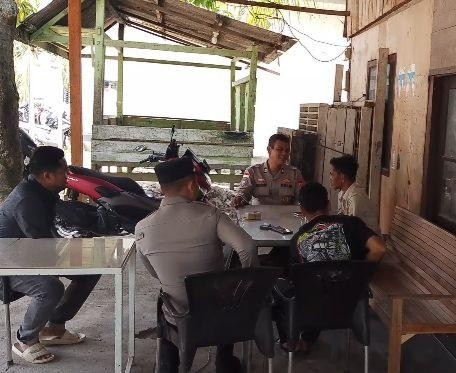 “Saweu Keude Kupi” Wakapolsek Ingin Jaya dan Personel Pererat Silaturahmi Dengan Masyarakat - Tribratanews Polresta Banda Aceh