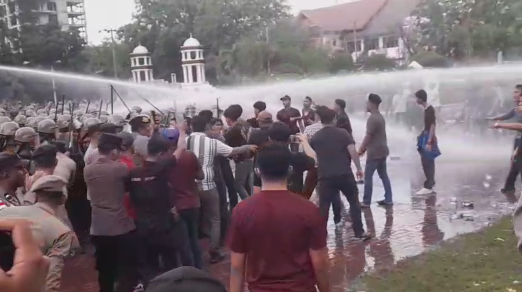 Melewati Batas Penyampaian Pendapat Dimuka Umum, Polisi Bubarkan Aksi ARA di Banda Aceh 