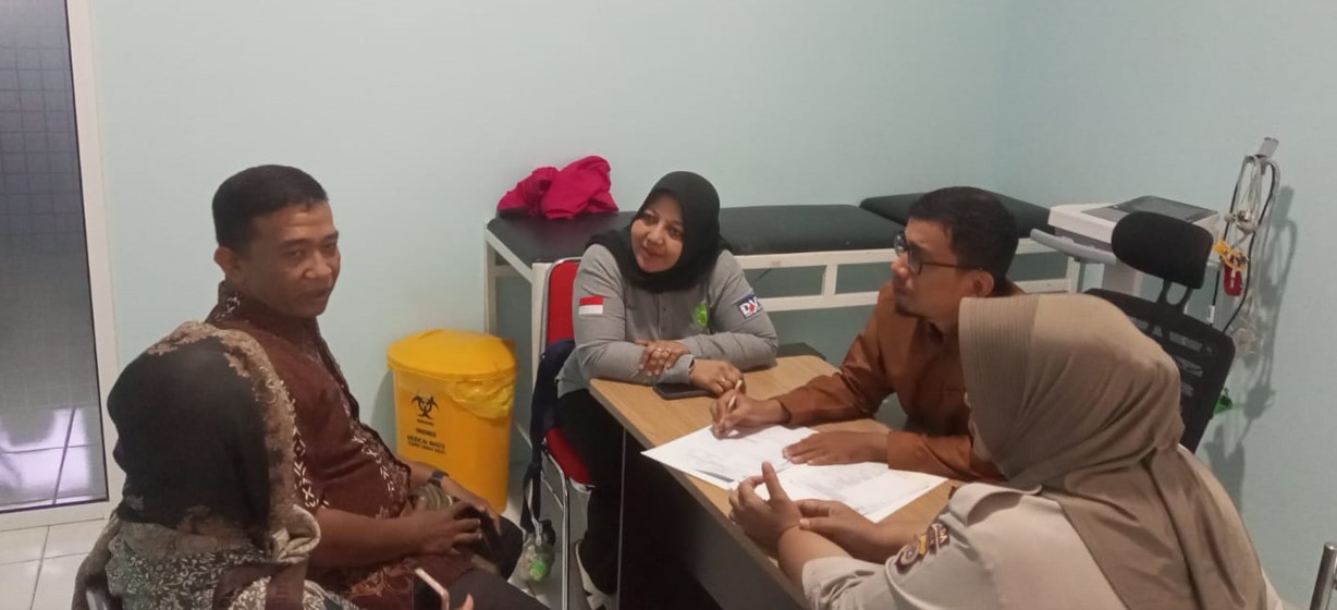 Sidokkes Polresta Banda Aceh Berikan Pendampingan Wanita yang Viral di Medsos Ke Rumah Sakit Bhayangkara