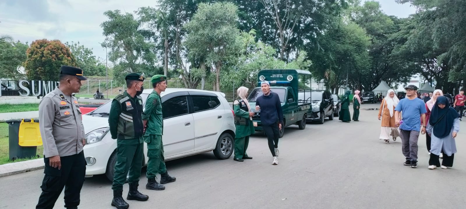 Dukung Syariat Islam, Polsek Banda Raya Bersama WH Razia Busana di Stadion Olah Raga