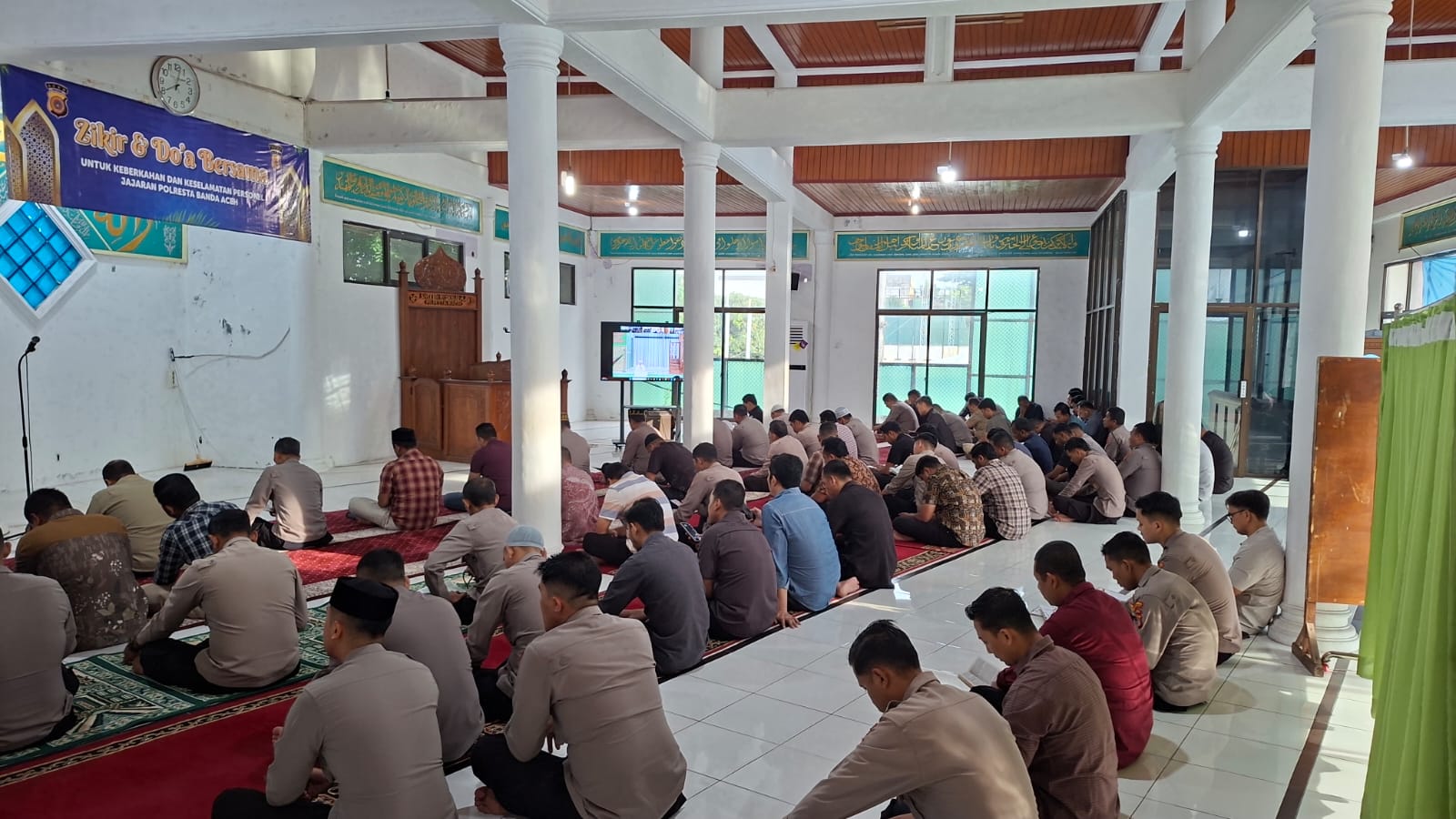 Membentuk Karakter Anggota Polresta Banda Aceh yang Humanis  Salah Satunya Dengan Binrohtal Rutin