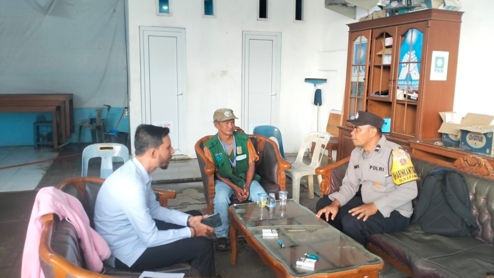 Ajak Jaga Kamtibmas Kondusif, Bhabinkamtibmas Polresta Banda Aceh Terjun ke Desa Binaan