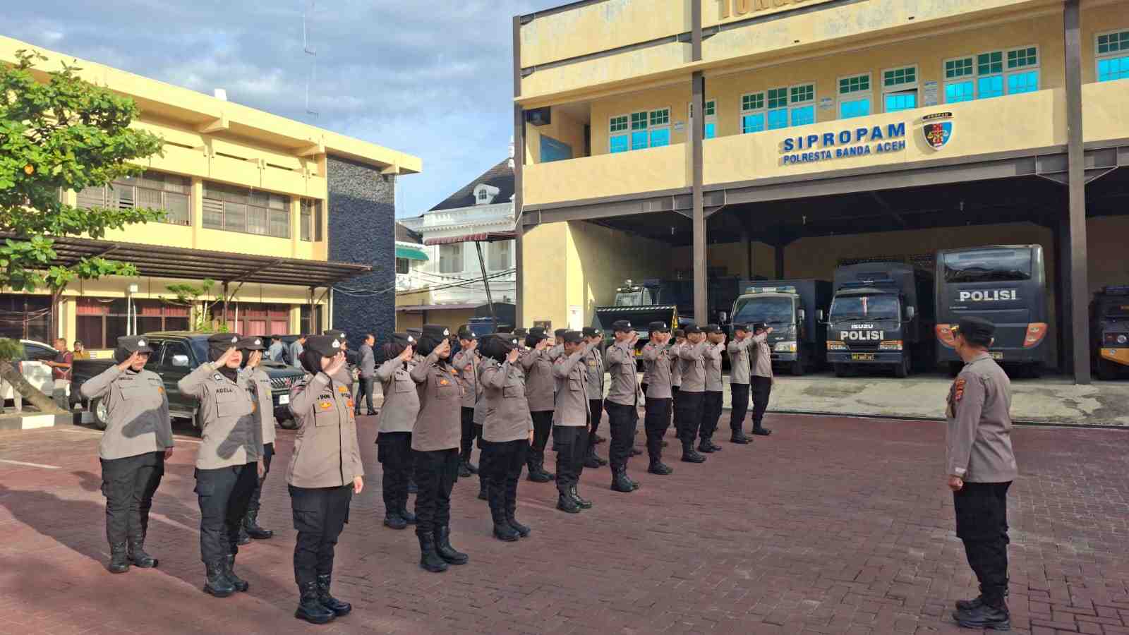 Polresta Banda Aceh Gelar Latihan PBB, Asah Disiplin dan Kekompakan Personel