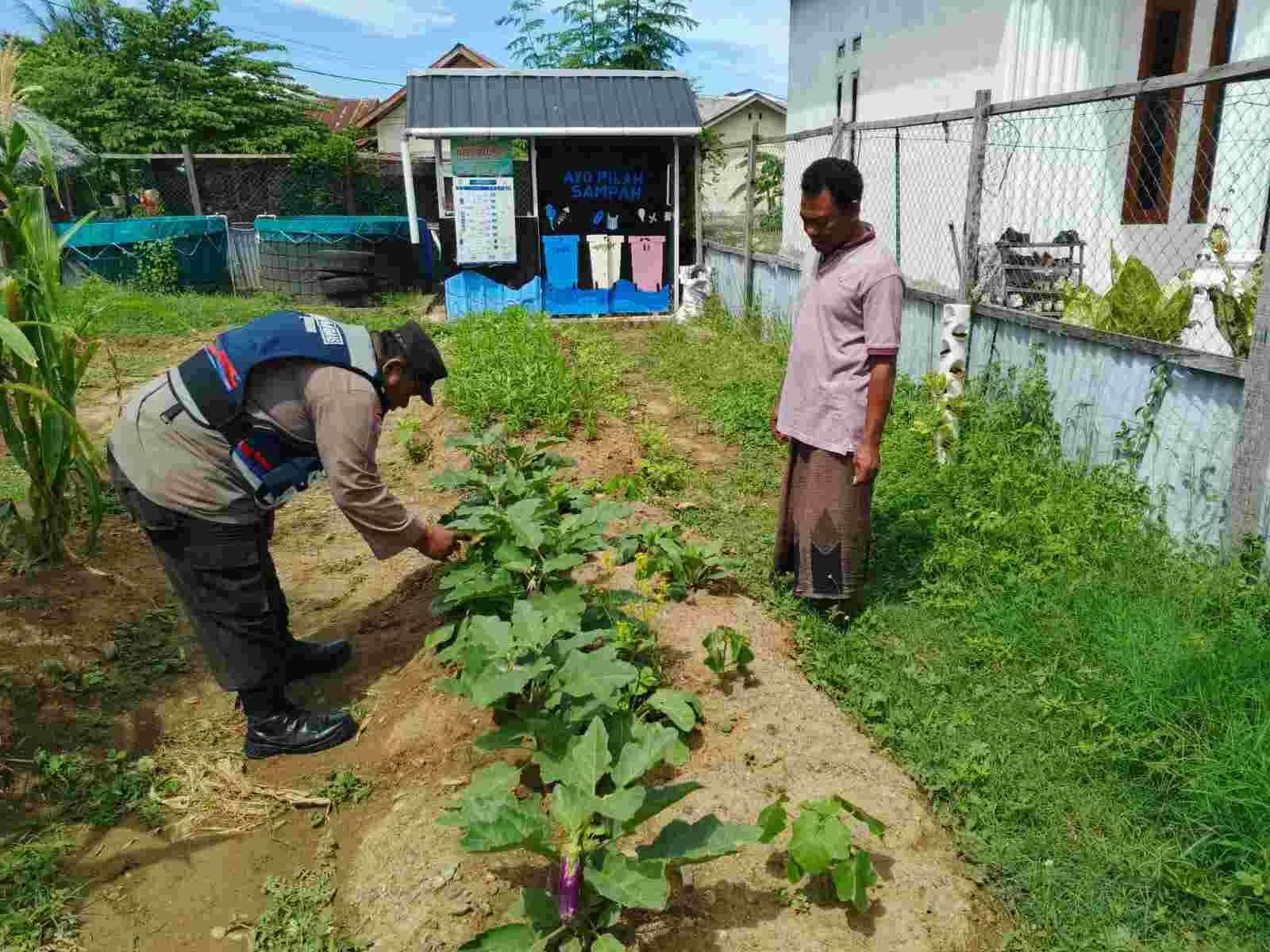 Dukung Ketahanan Pangan, Personel Polsek Kutaraja Sambangi Lahan Produktif Milik Warga