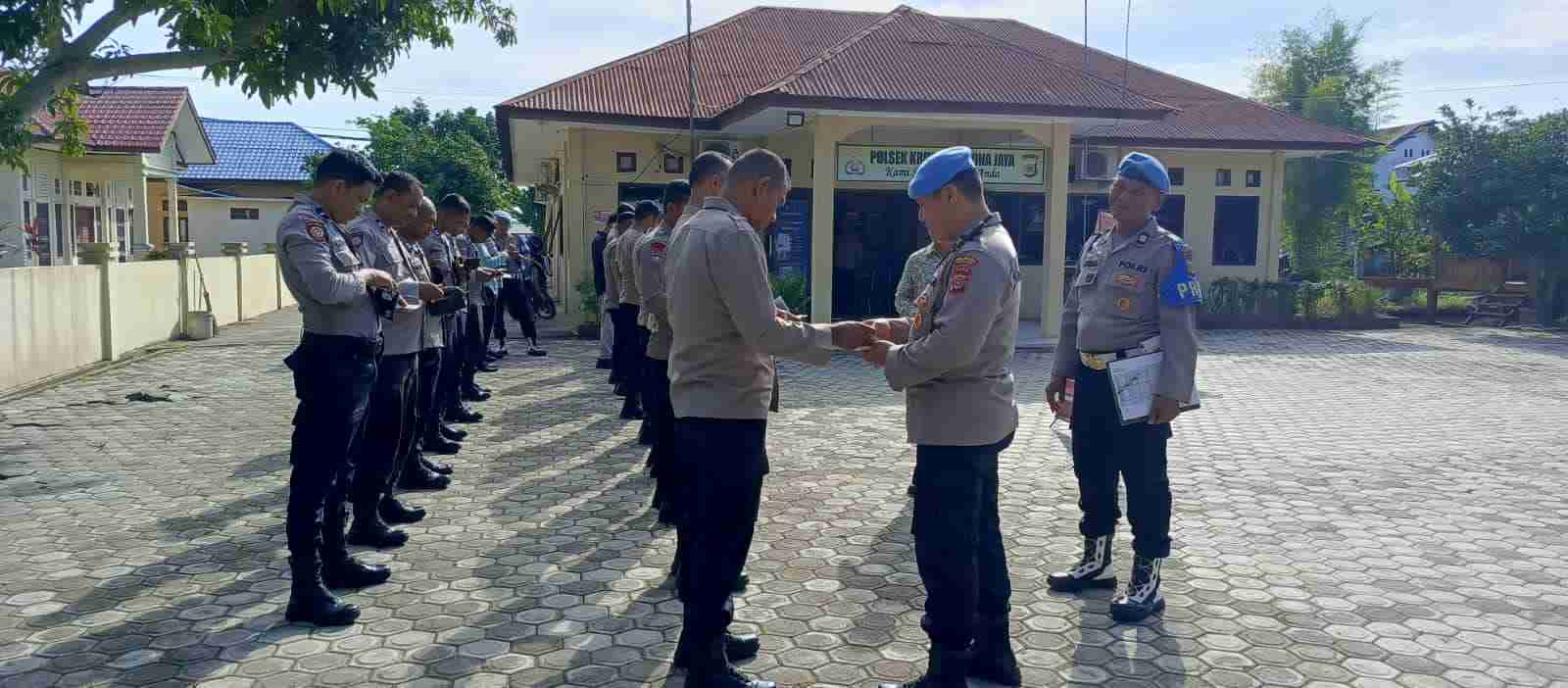 Gaktiblin Propam Polresta Banda Aceh di Polsek Krueng Barona Jaya Cegah Perilaku Anggota Menyimpang