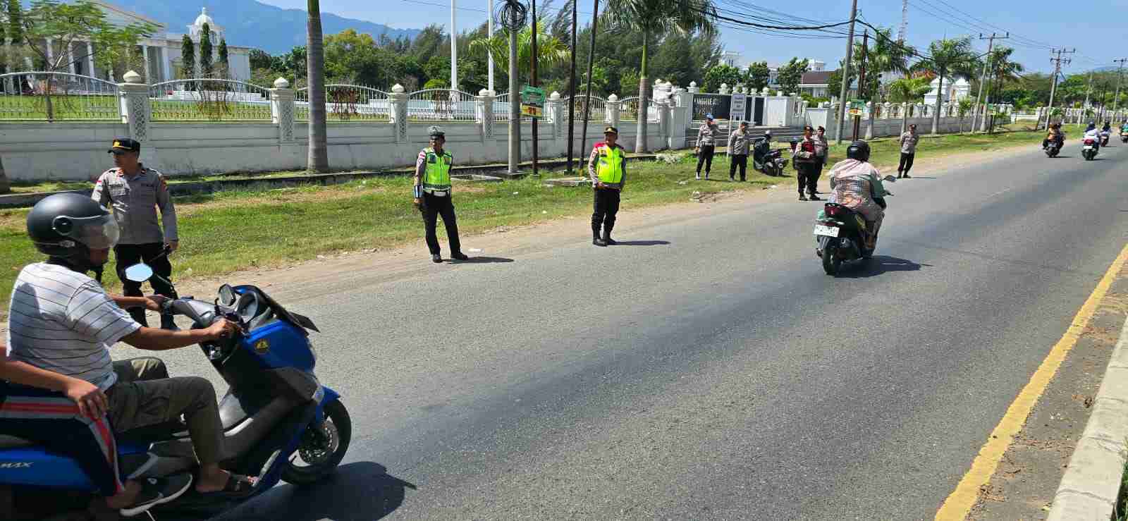 Polresta Banda Aceh Lakukan Kegiatan Antisipasi Balap Liar Jelang Sholat Jumat - Tribratanews Polresta Banda Aceh