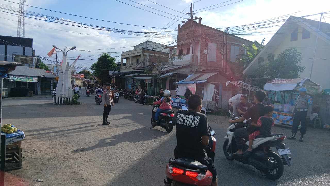 Amankan Aktivitas Masyarakat Berburu Takjil Ramadan, Polisi Berikan Pengamanan Jalur Lalin