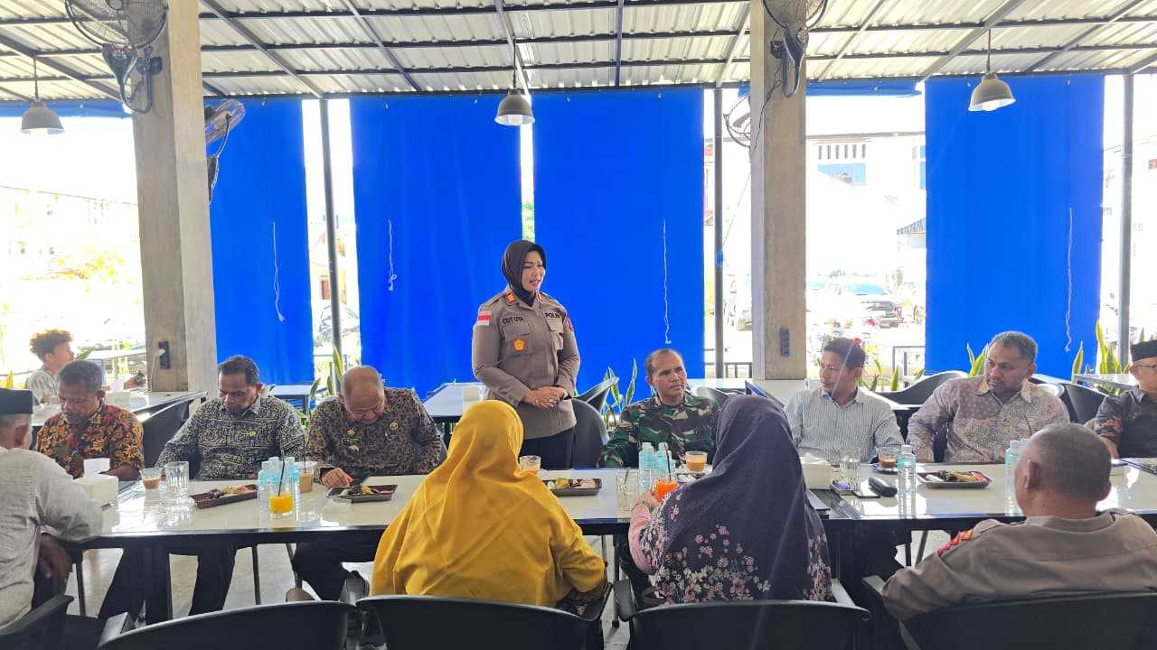 Forkopincam Syiah Kuala Gelar Acara Pelepasan Kapolsek ke Tempat Tugas Baru