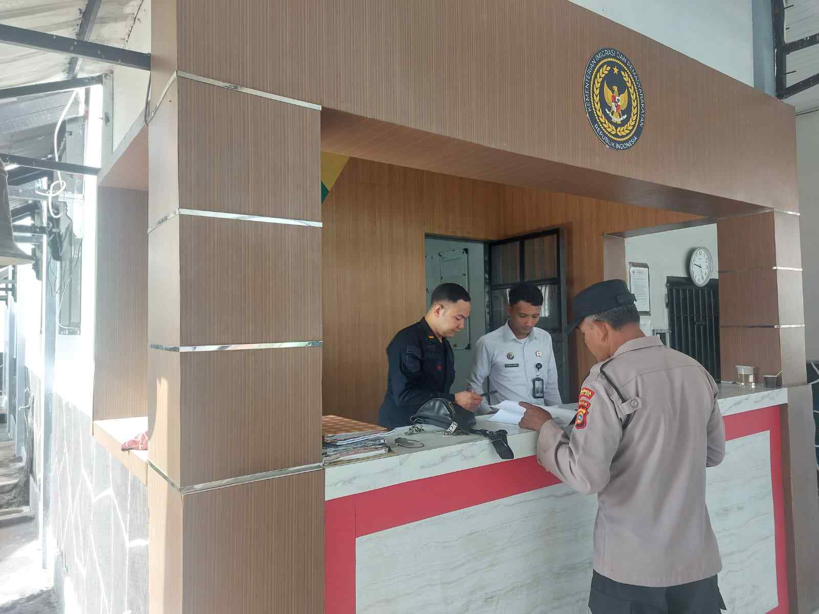 Patroli Polsek Jajaran Polresta Banda Aceh  Lakukan Sambang Keamanan di Lapas Kelas II A dan LPKA