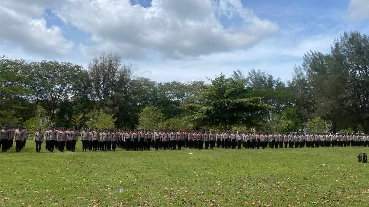 1.342 Personel Dikerahkan Untuk Melayani Aksi Pendemo di Kantor Gubernur Aceh 
