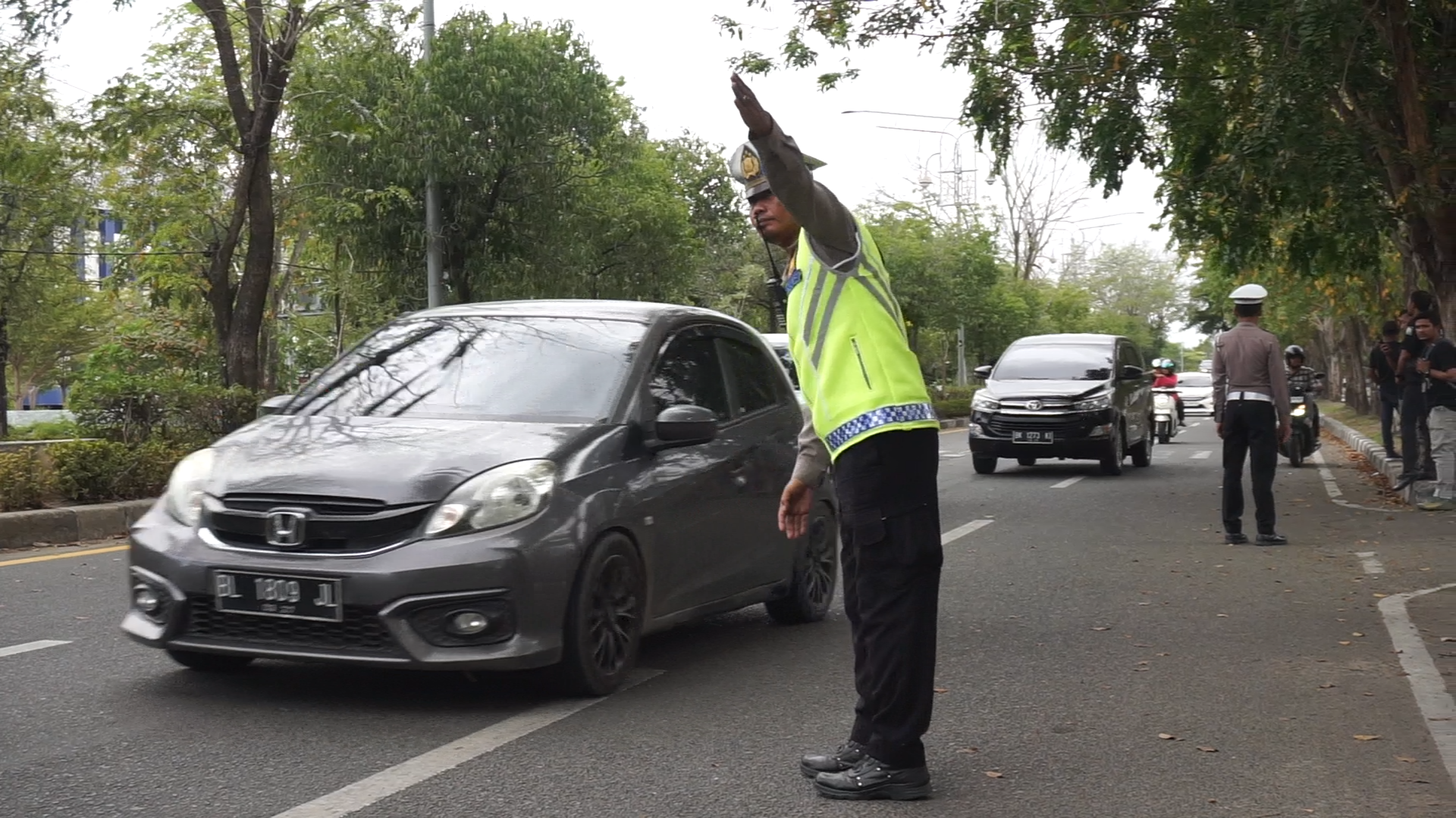 Di Balik Tertibnya Aksi Pencabutan JKA, Ada Peran Sigap Polresta Banda Aceh Dalam Memberikan Pelayanan