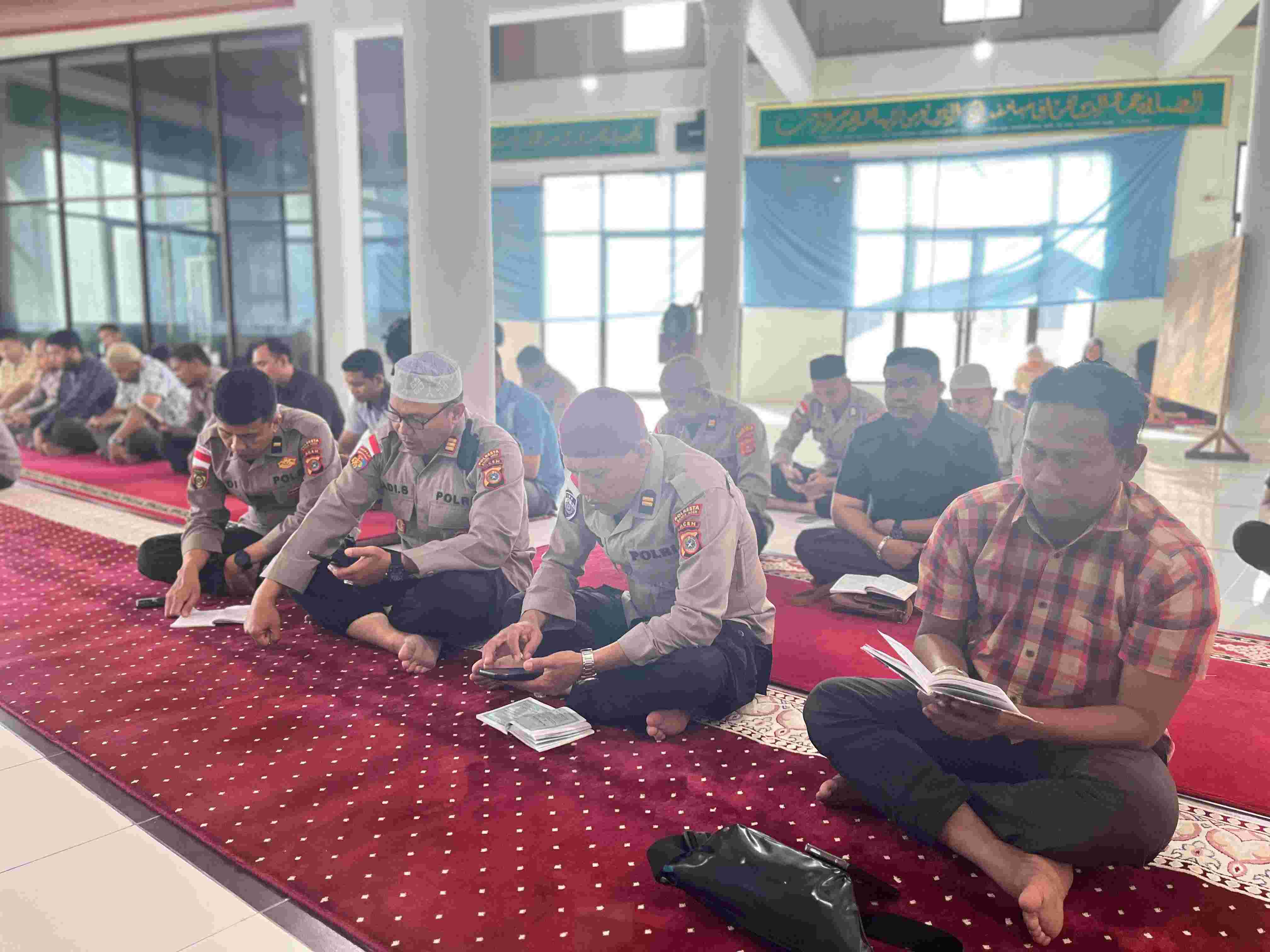 Tingkatkan Imtaq, Polresta Banda Aceh Gelar Wirid Yasin