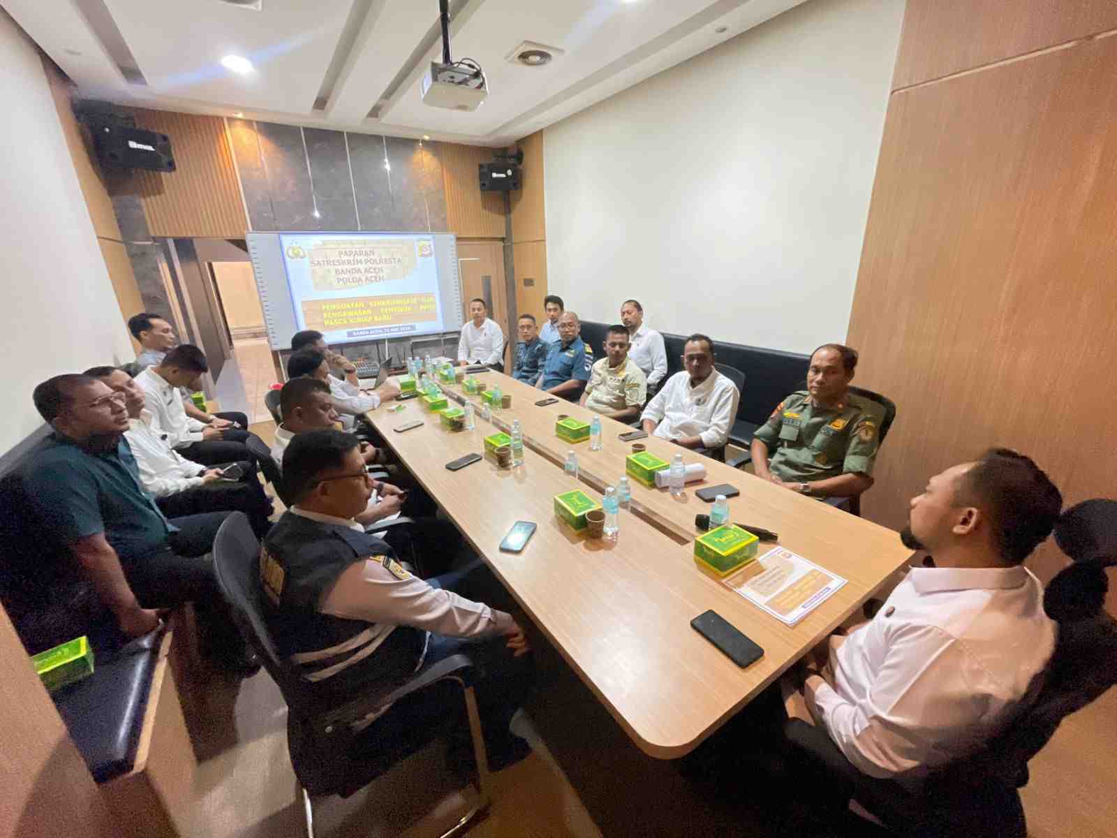  PPNS dalam Wilayah Hukum Polresta Banda Aceh Terima Sosialisasi Penerapan Undang- Undang Nomor 20 Tahun 2025 Tentang KUHAP
