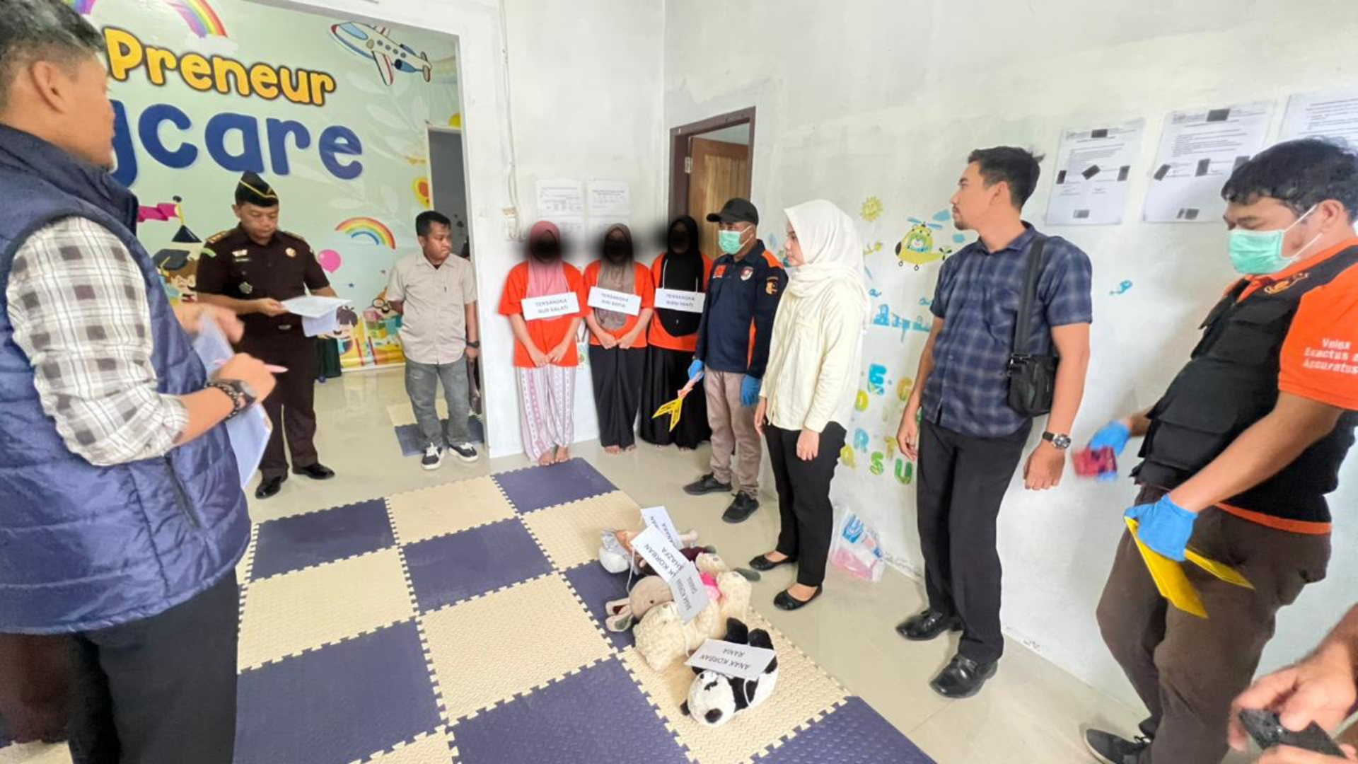 Rekonstruksi Aniaya Batita di Baby Preneur Daycare Lamgugob, Tersangka Peragakan 62 Adegan