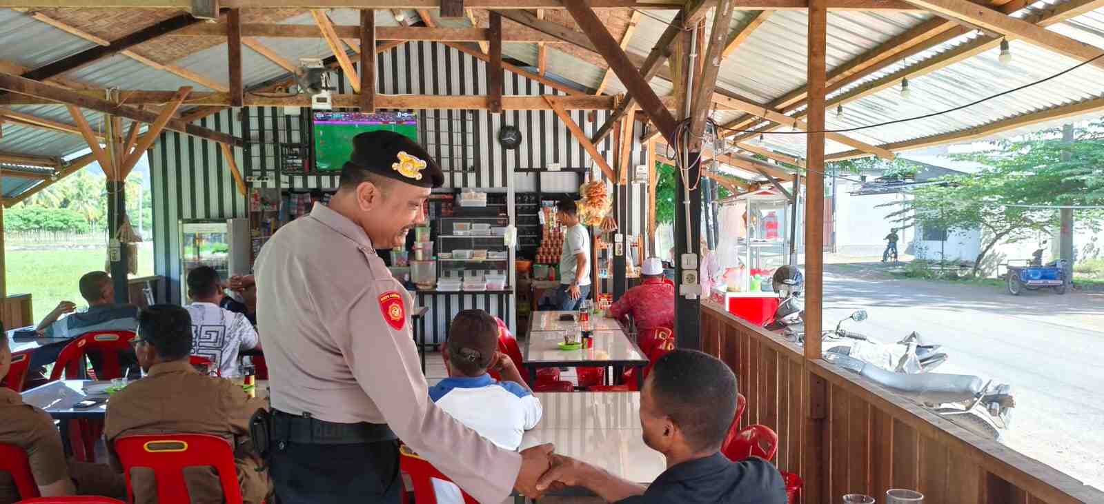 Polisi di Banda Aceh Ingatkan Warga Tak Bermain Judi Online - Tribratanews Polresta Banda Aceh