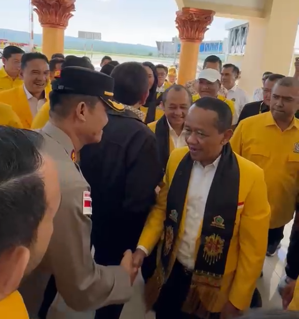 Bahlil Sampaikan Terima Kasih dan Apresiasi kepada Kapolda Aceh dan Kapolresta atas Susksesnya Pengamanan Pelantikan Rakerda Golkar