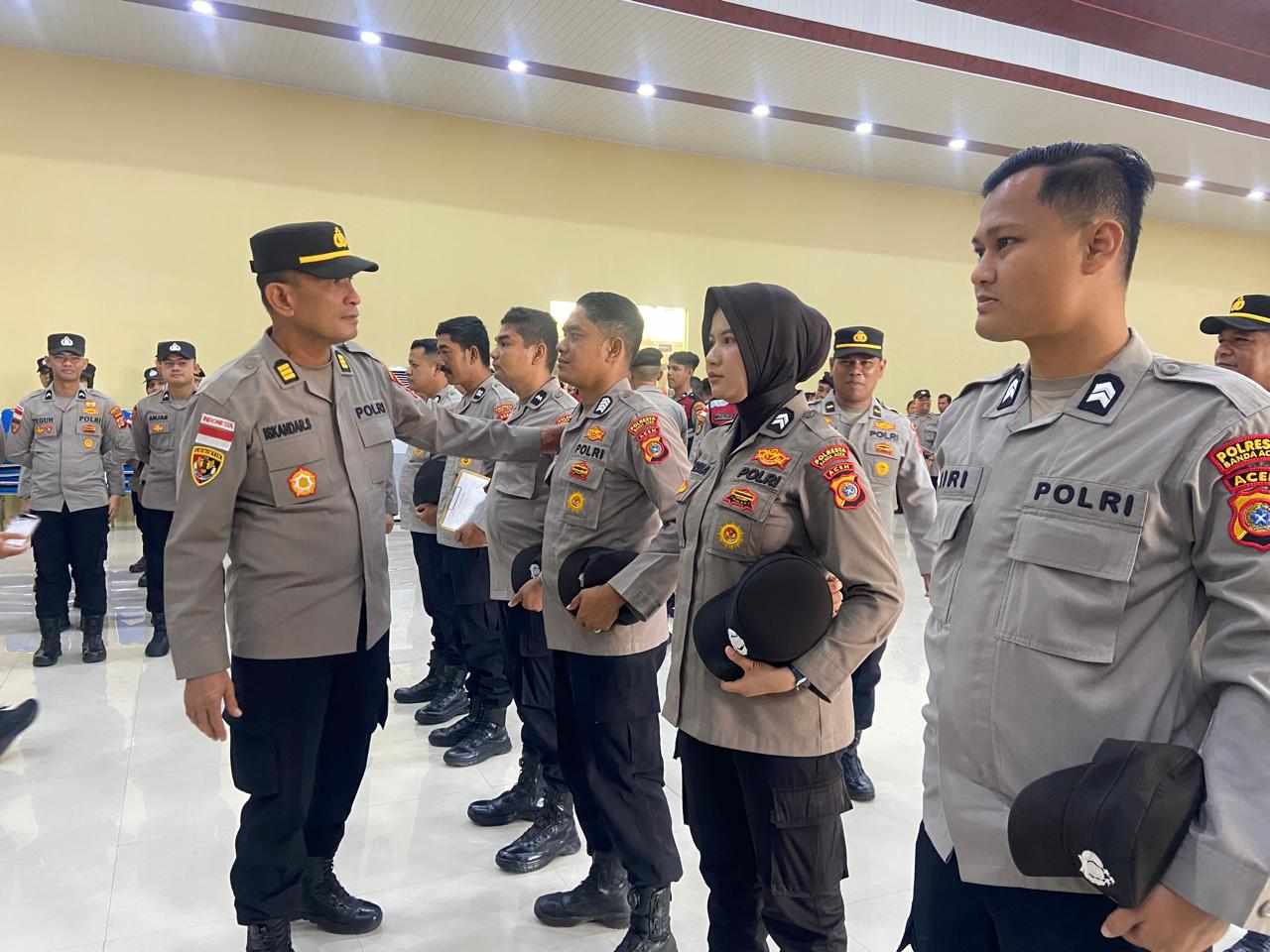 Sipropam Bersama PJU Polresta Banda Aceh Periksa Sikap Tampang Personel Saat Apel Pagi