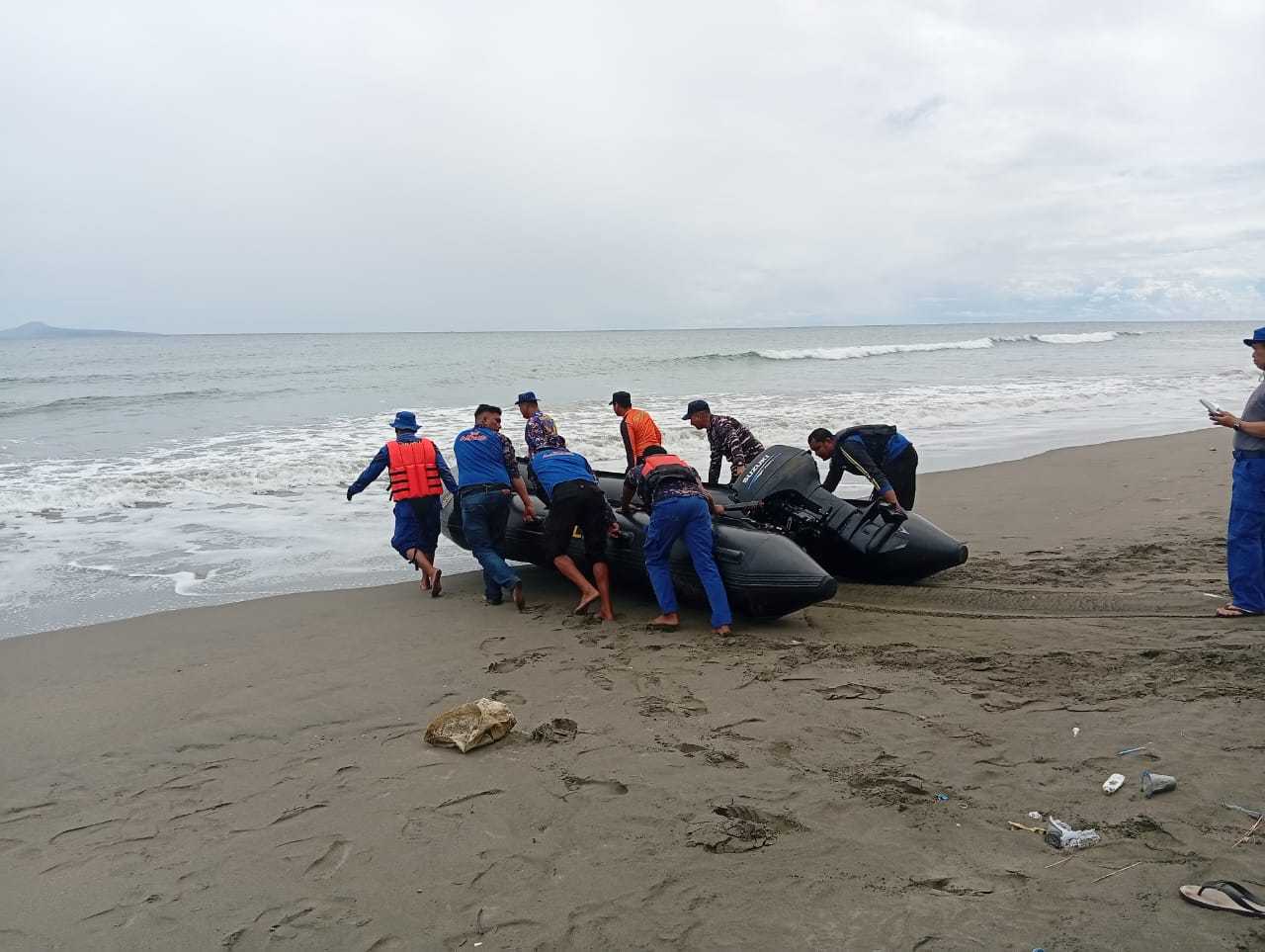 Hari Keempat, Basarnas Bersama TNI-Polri Lanjutkan Pencarian Korban Laka Laut di Ujung Batee