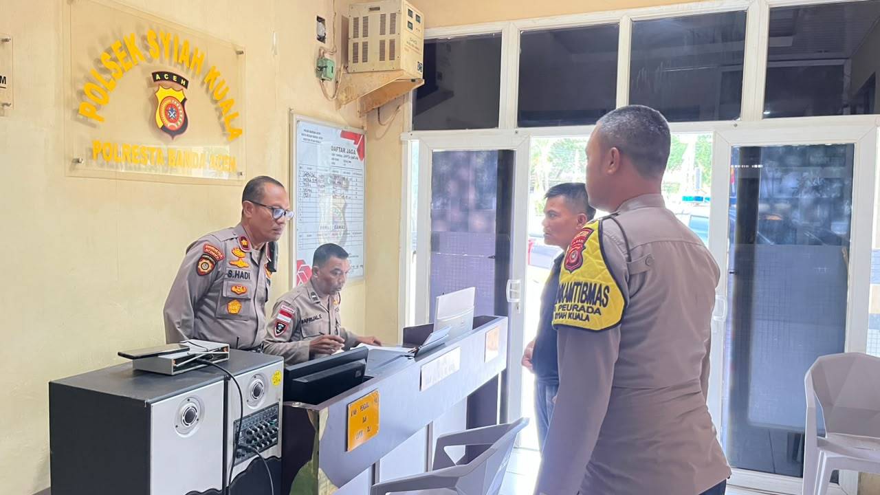 Pamatwil Polresta Banda Aceh Cek Kesiapan Piket Polsek Jajaran - Tribratanews Polresta Banda Aceh