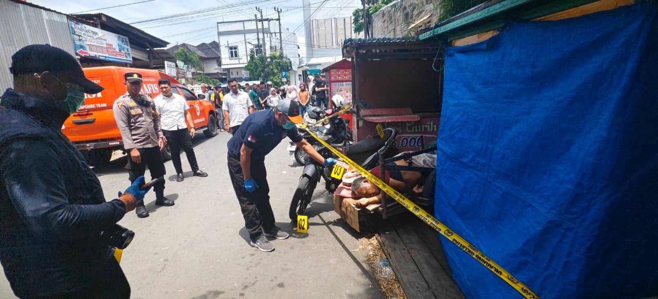 Pria 65 Tahun Ditemukan Meninggal Dunia di Atas Becak Barang di Kuta Alam, Inafis Olah TKP