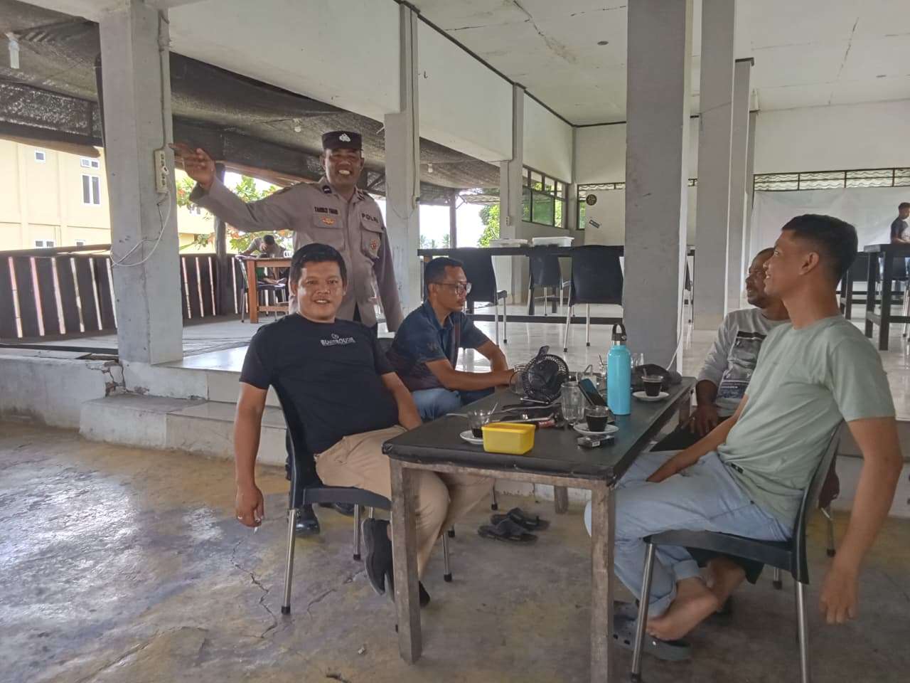 Pemuda Blang Bintang Terima Sosialisasi Perlinsos dari Bhabinkamtibmas Polsek