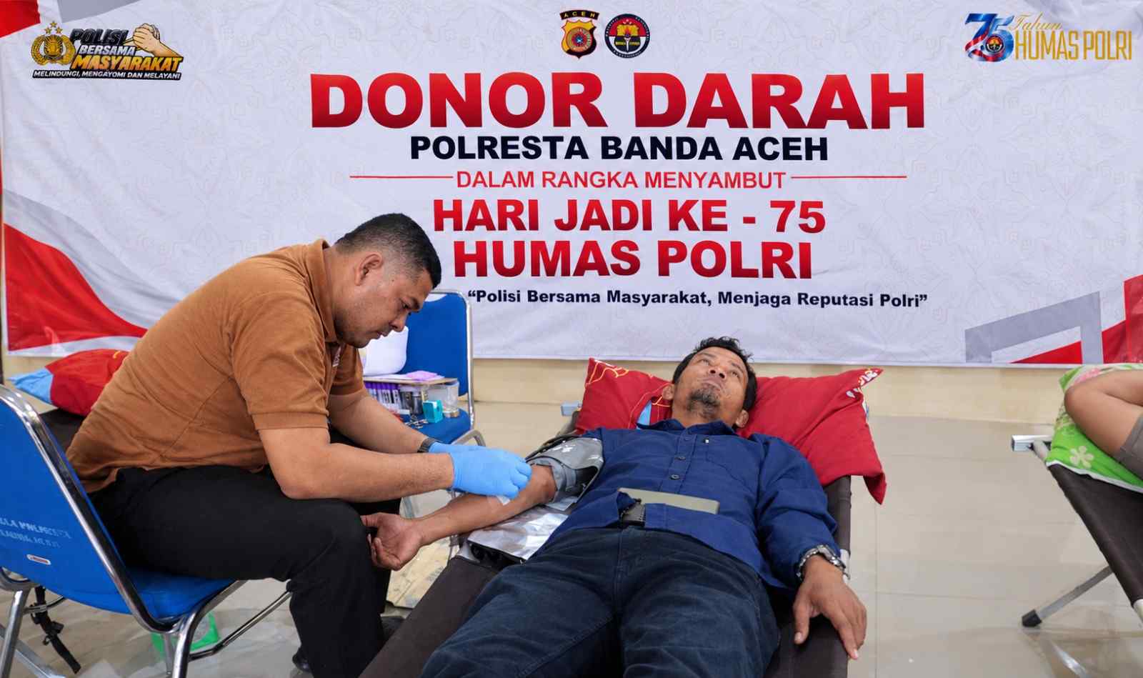 Aksi Kemanusiaan Warnai Peringatan HUT ke-75 Humas Polri di Banda Aceh