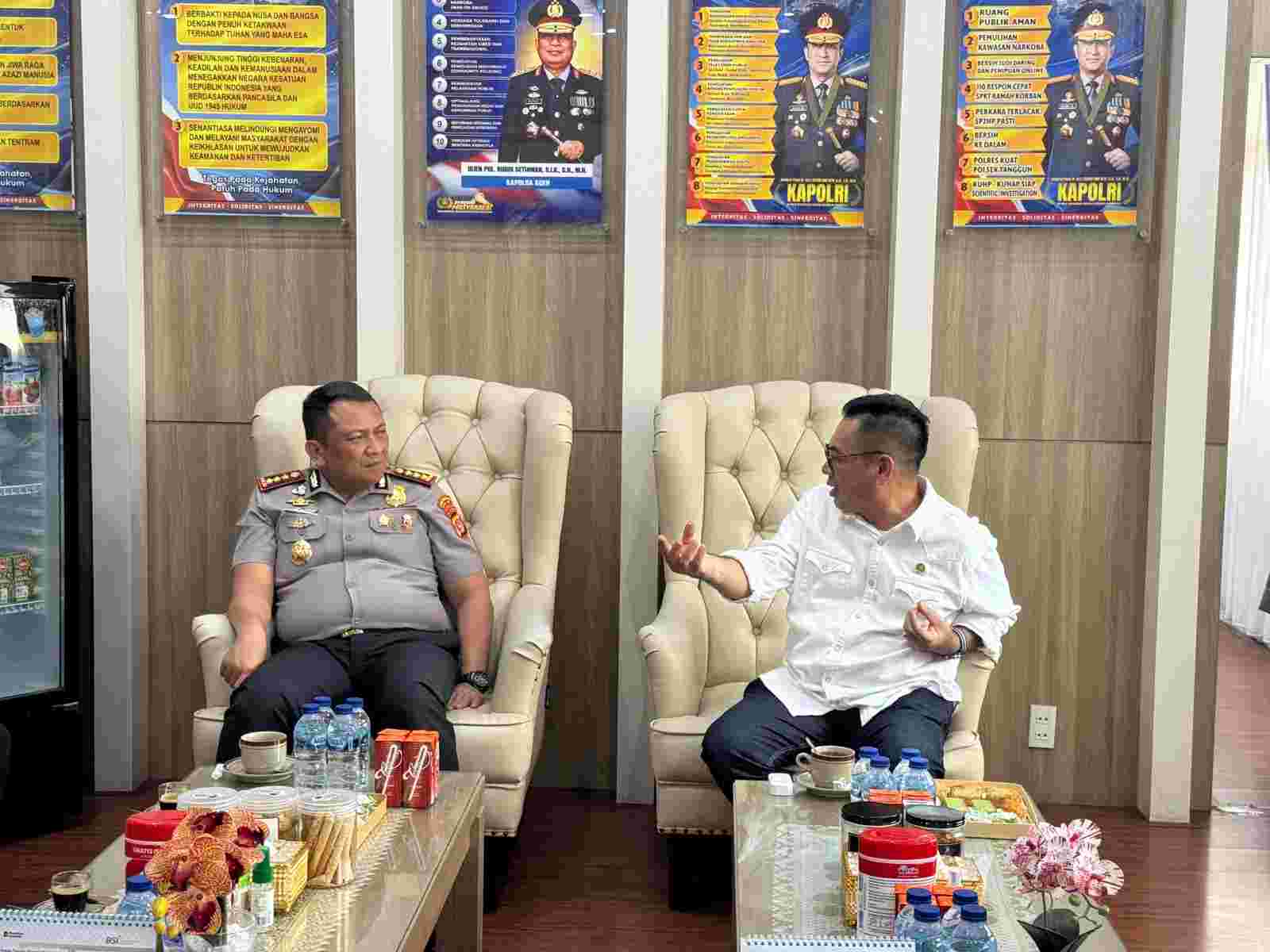 Kapolresta Banda Aceh Terima Kunjungan Anggota Komisi III DPR RI, Perkuat Silaturahmi dan Sinergi
